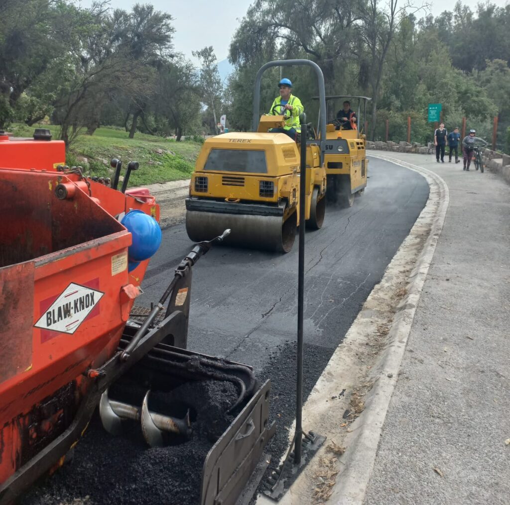 Equipo Pavimentaciones Algarrobo